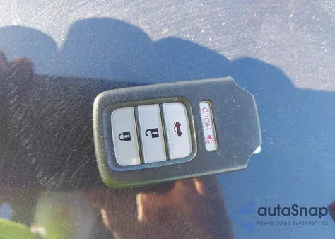 2017 Honda Civic Lx z USA, uszkodzony, nr VIN 19XFC2F53HE032170